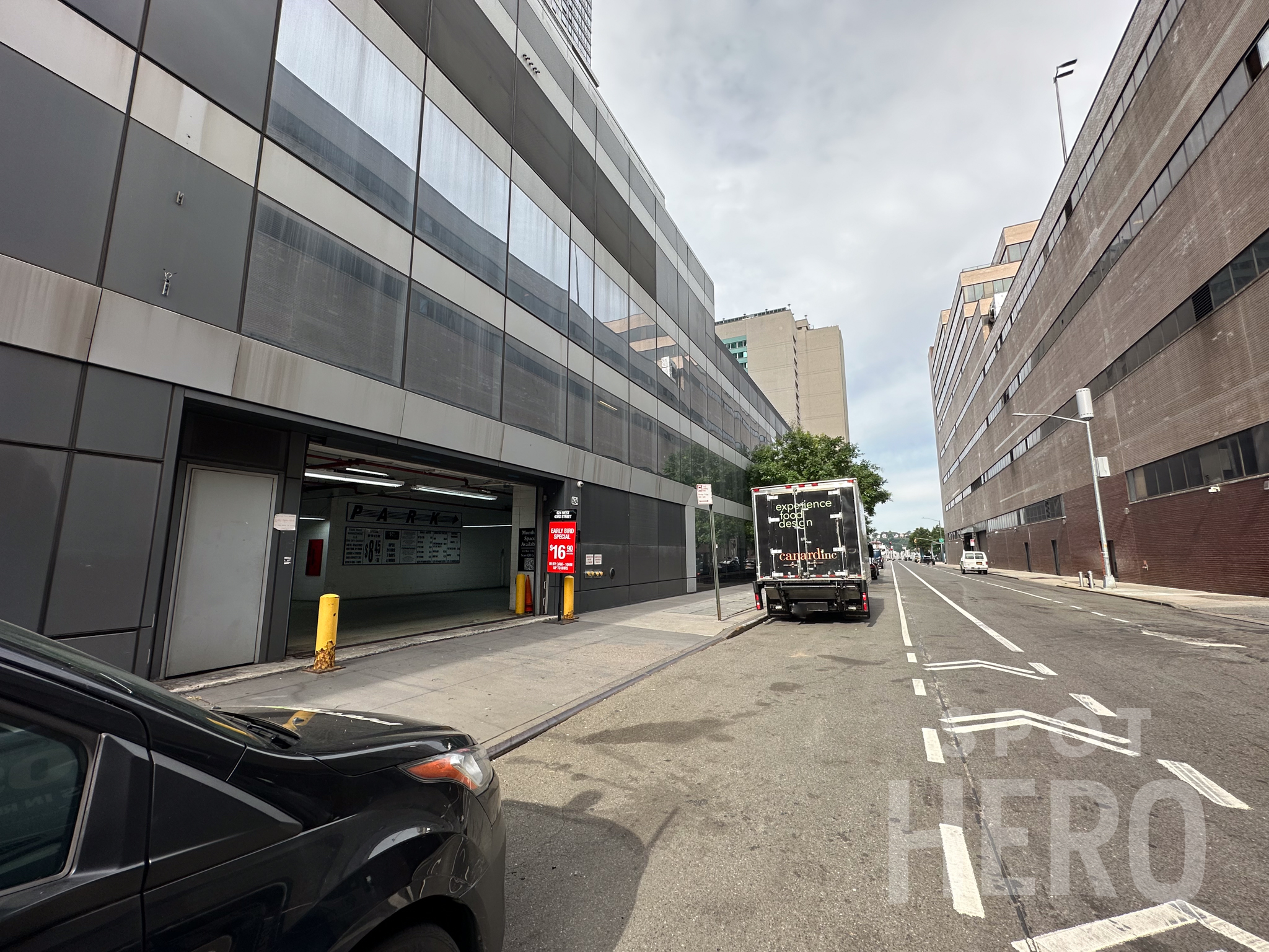 Photo of 624 W 43rd St. (605 W 42nd St.) - Sky Garage