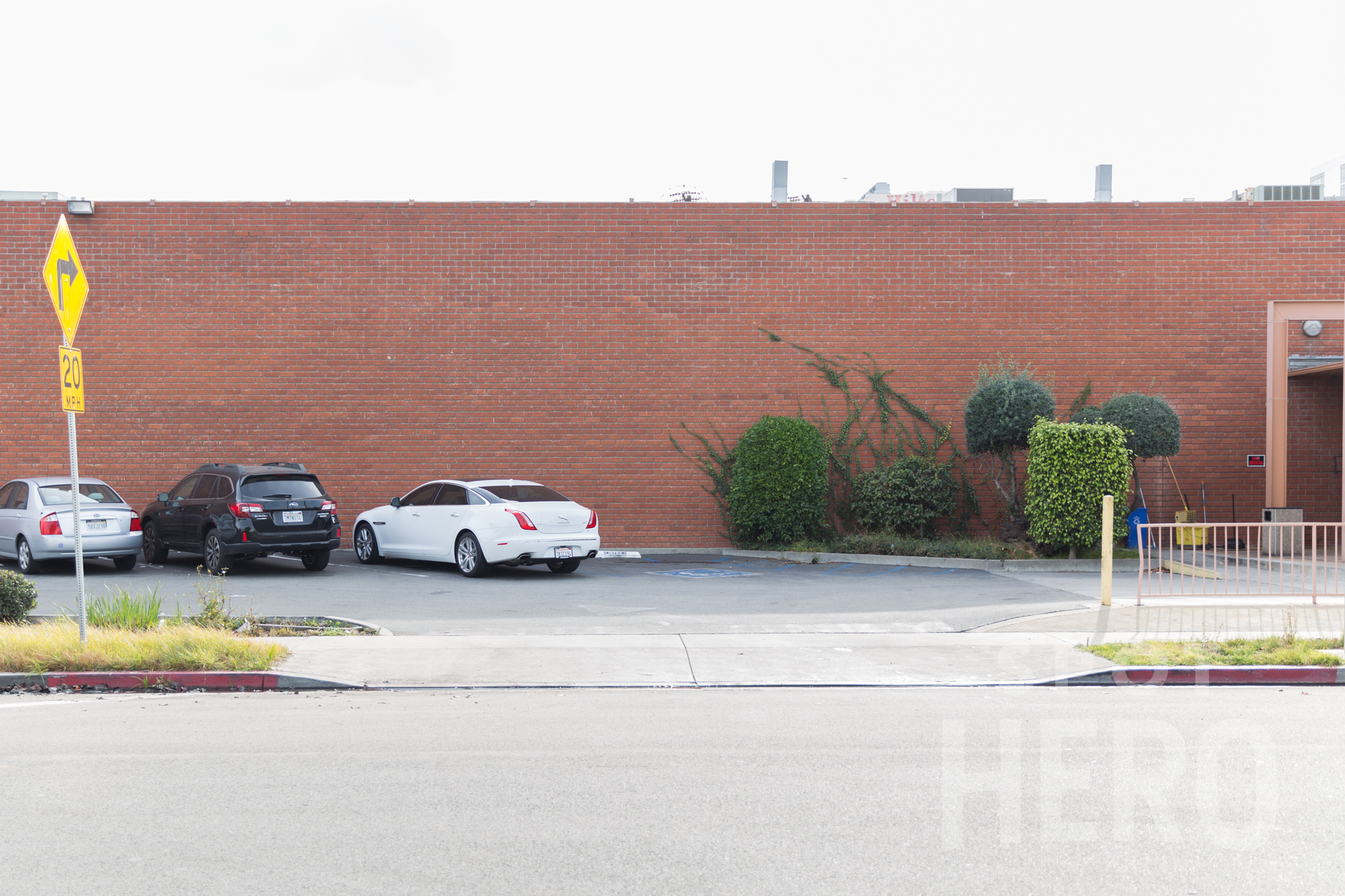 Photo of Sam's Park LAX - Uncovered Curbside Valet