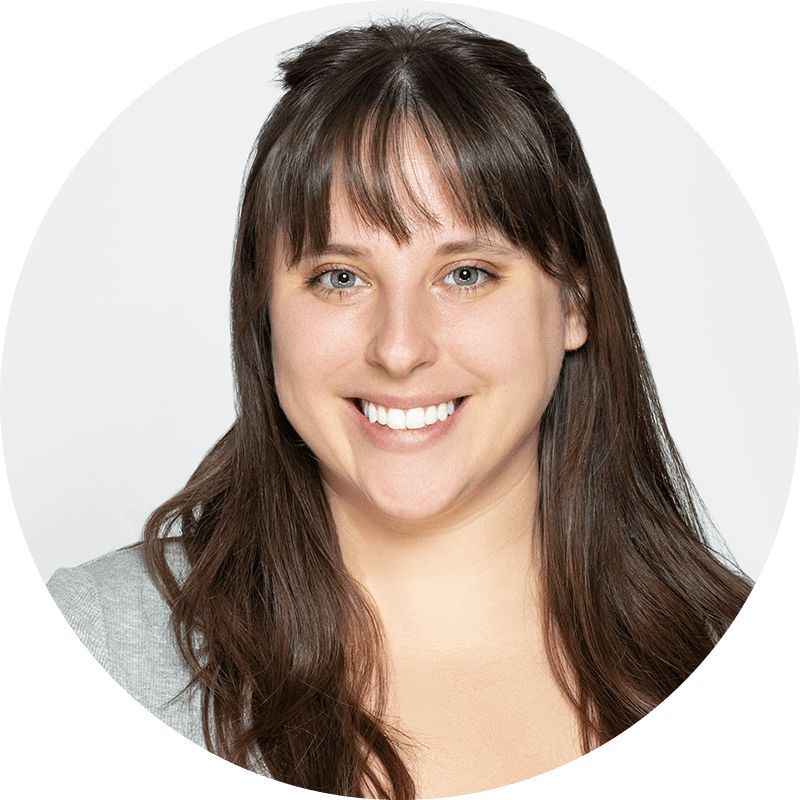 stephanie lona headshot